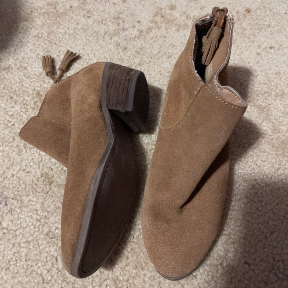 Tan low heeled booties